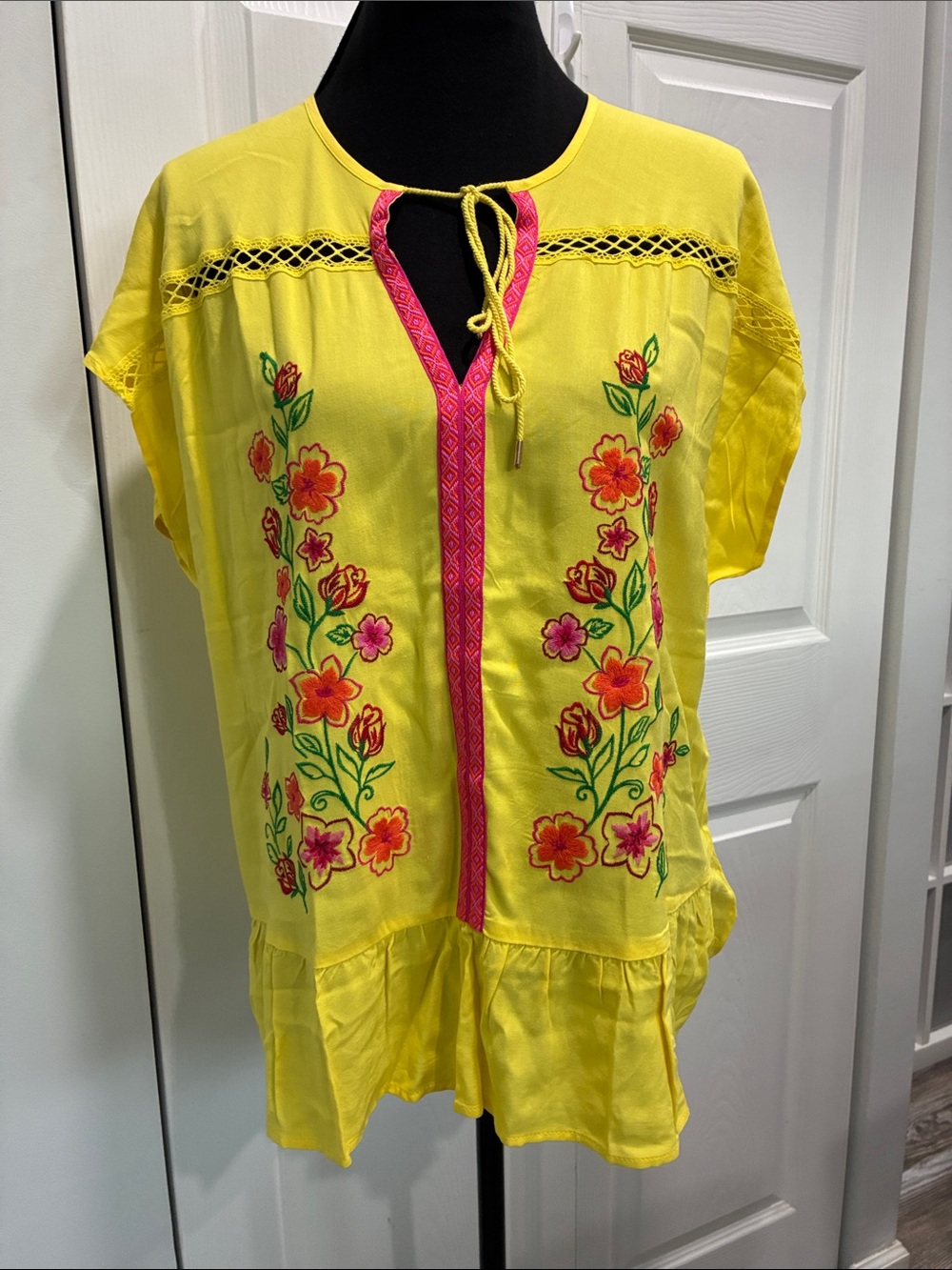 The Pioneer Woman Yellow Embroidered Floral Tunic with Pink Trim